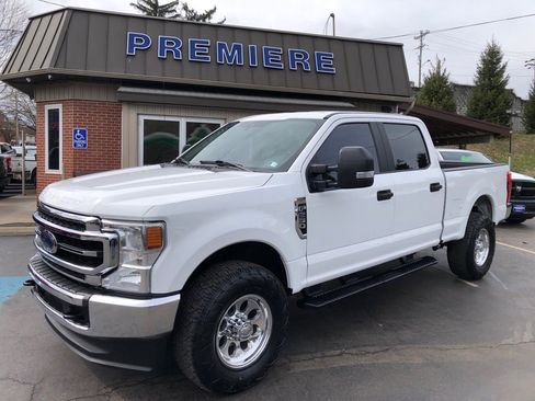 Used 2020 Ford F250 XL w/ Power Equipment Group image 9