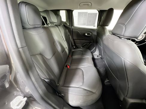 Used 2021 Jeep Renegade Limited image 26