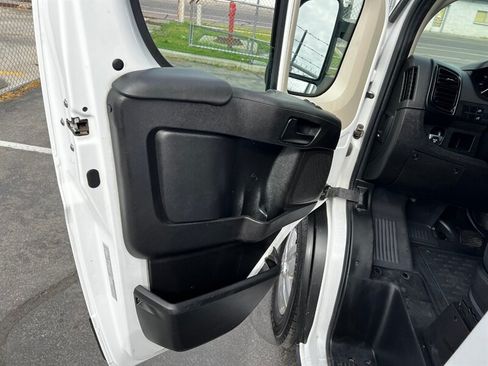 Used 2022 RAM ProMaster 2500 FWD image 13