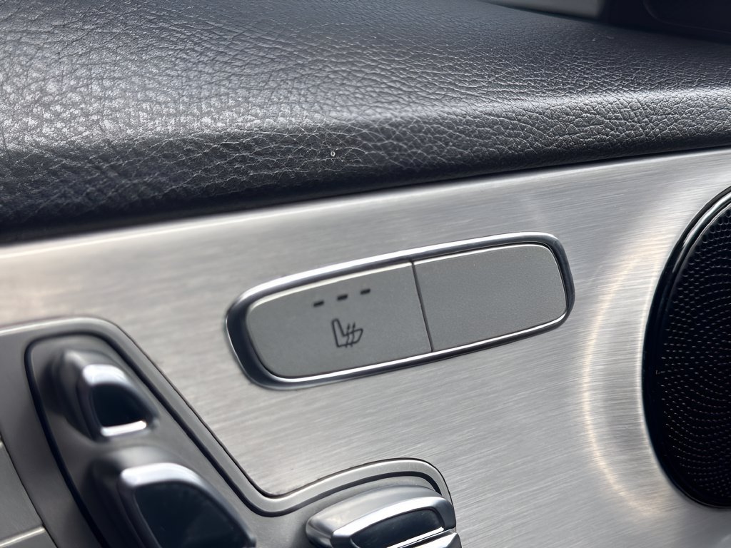 Used 2018 Mercedes-Benz C 300 Sedan image 17