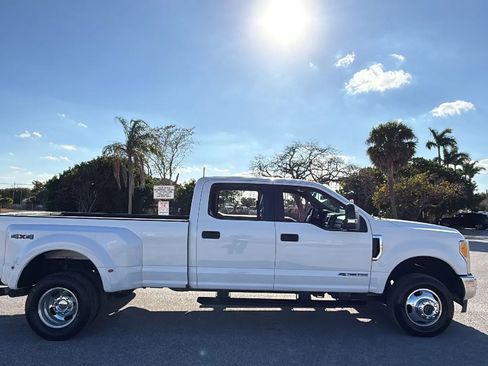 Used 2017 Ford F350 XL w/ Power Equipment Group AWD/4WD image 6