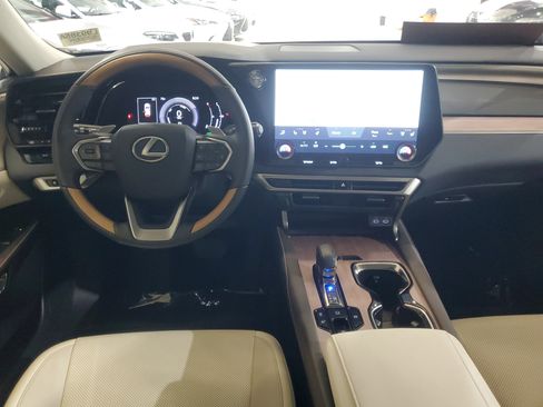 Used 2024 Lexus RX 350h image 12