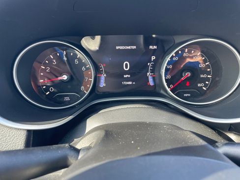 Used 2018 Jeep Compass Limited w/ Navigation Group FWD image 13