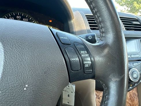 Used 2005 Honda Accord EX-L image 21