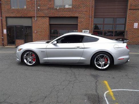 Used 2016 Ford Mustang GT Premium w/ GT Performance Package image 4