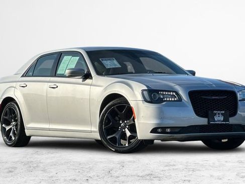Used 2023 Chrysler 300 S image 2
