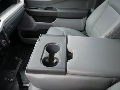 Used 2023 Ford F250 XL w/ F-250 >10K GVWR Package AWD/4WD image 22