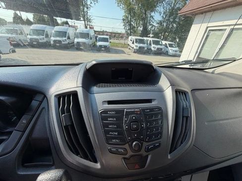 Used 2019 Ford Transit 250 130 Low Roof RWD image 14