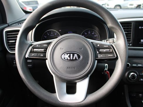 Used 2020 Kia Sportage LX image 13