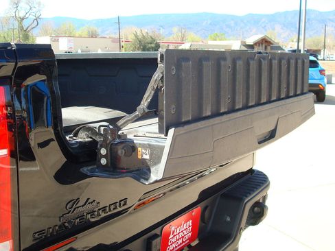 Used 2025 Chevrolet Silverado 2500 ZR2 w/ ZR2 Bison Edition image 20