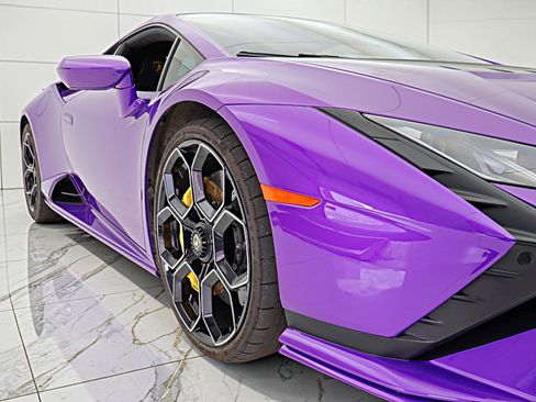 Used 2024 Lamborghini Huracan Tecnica RWD image 23
