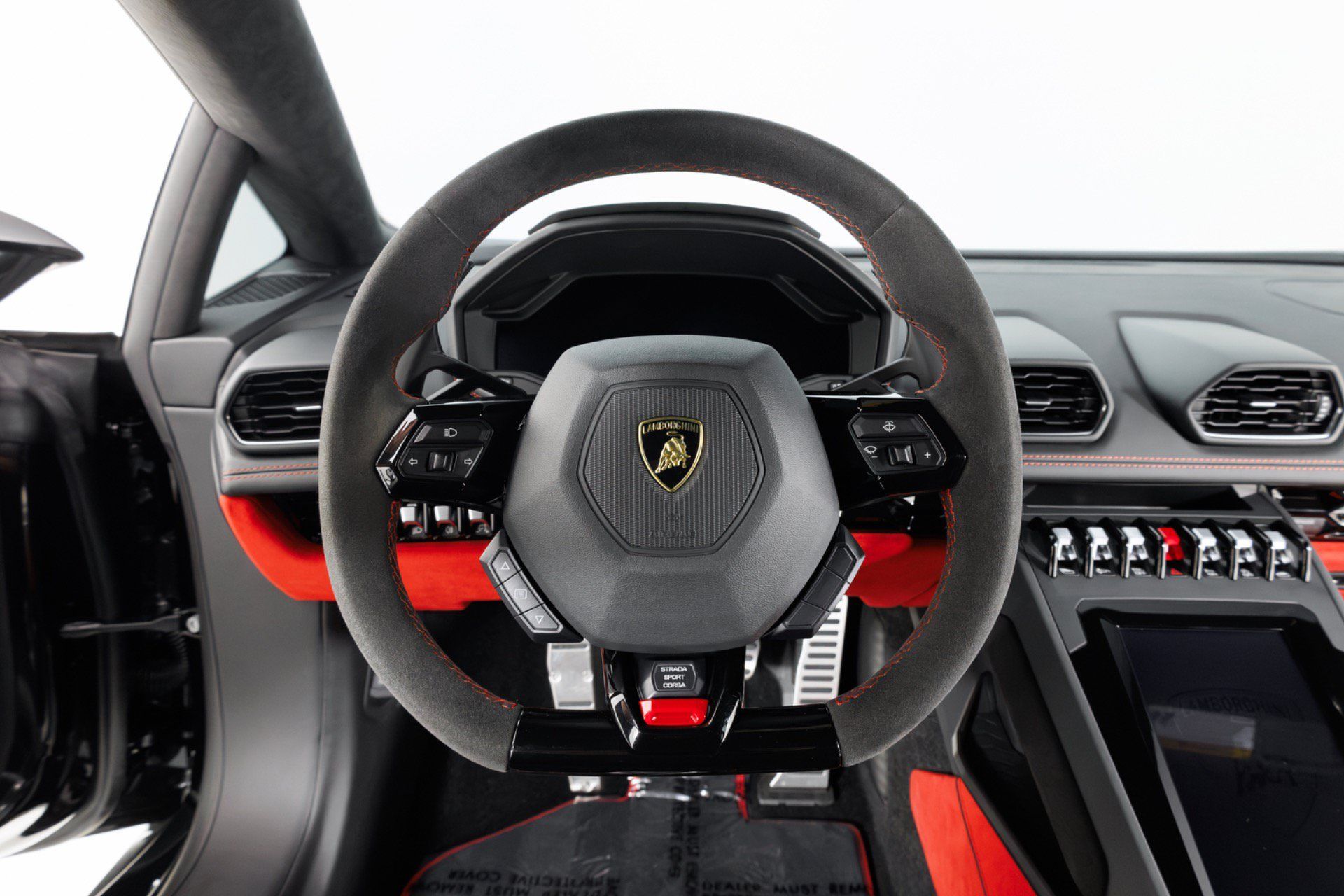 Used 2023 Lamborghini Huracan EVO RWD image 20