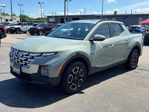 Used 2022 Hyundai Santa Cruz SEL Premium AWD/4WD image 2