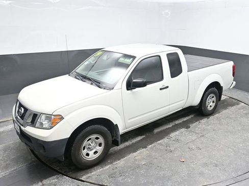 Used 2019 Nissan Frontier S image 19