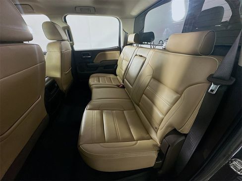 Used 2018 GMC Sierra 2500 Denali w/ Duramax Plus Package image 14