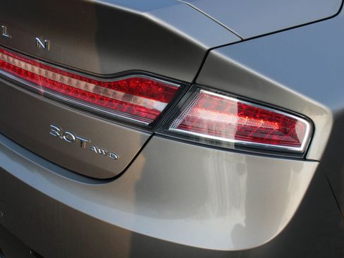 Used 2019 Lincoln MKZ Reserve w/ Luxury Package AWD/4WD image 30