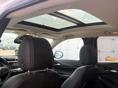 Certified 2023 Buick Encore GX Essence w/ Experience Buick Package FWD image 15