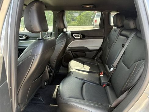 Used 2023 Jeep Compass Limited AWD/4WD image 11