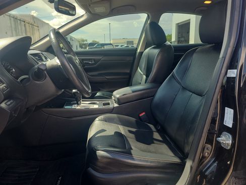 Used 2017 Nissan Altima 2.5 SL FWD image 12