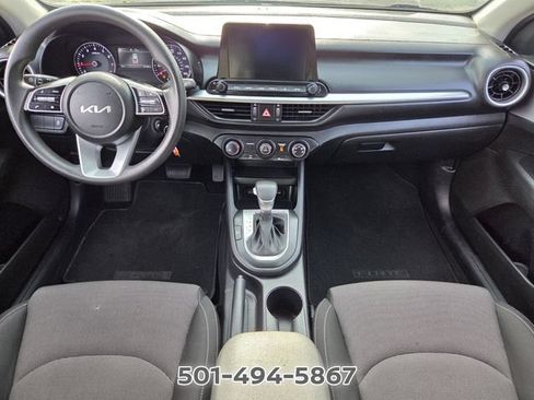Used 2022 Kia Forte LXS FWD image 12