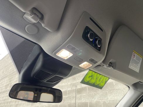 Used 2023 Ford Transit 350 XLT image 14