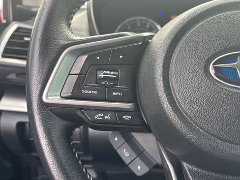 Used 2017 Subaru Impreza 2.0i Limited image 17