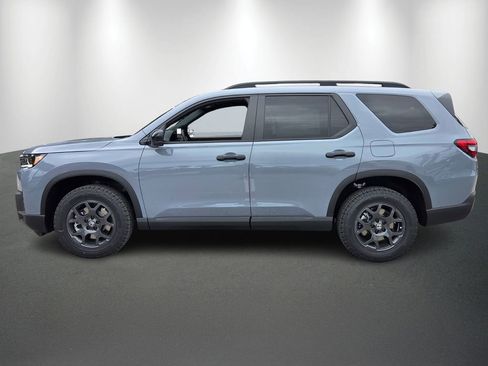 New 2026 Honda Pilot TrailSport image 4