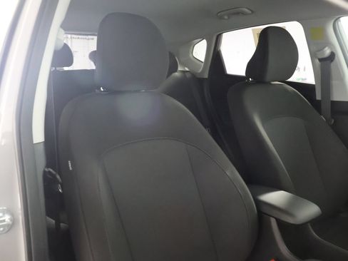 Used 2025 Hyundai Kona SEL FWD image 45