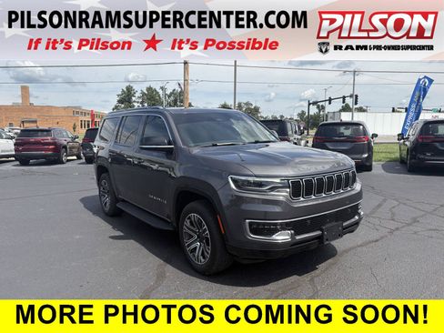 Used 2024 Jeep Wagoneer Series II AWD/4WD image 1