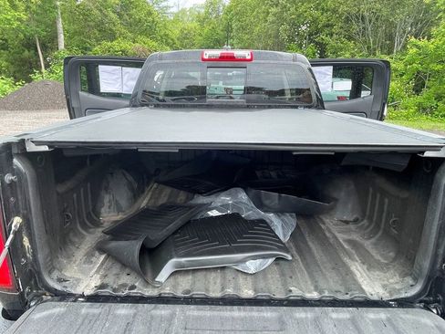 Used 2016 Chevrolet Colorado Z71 AWD/4WD image 25
