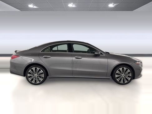 Used 2023 Mercedes-Benz CLA 250 image 8