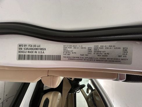 Used 2021 Jeep Grand Cherokee L Limited image 20