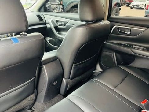 Used 2018 Nissan Altima 2.5 SR w/ SR Special Edition image 9