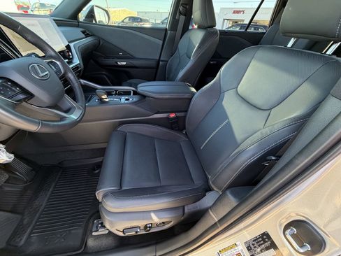 Used 2025 Lexus TX 350 AWD image 23