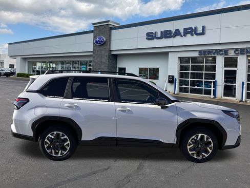 Used 2026 Subaru Forester Premium image 8