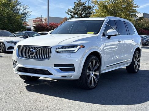 Used 2022 Volvo XC90 T6 Inscription w/ Advanced Package image 7