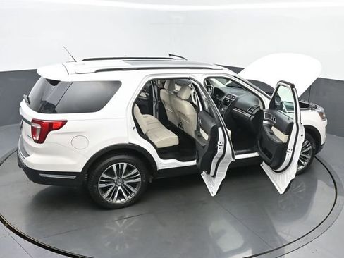 Used 2018 Ford Explorer Platinum AWD/4WD image 65