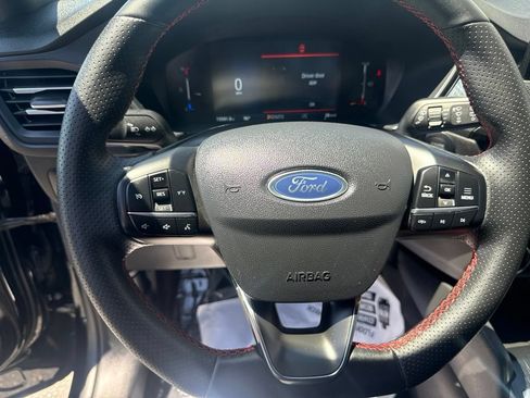Used 2025 Ford Escape ST-Line AWD/4WD image 9