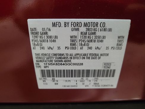 Used 2016 Ford Explorer XLT w/ Equipment Group 202A AWD/4WD image 33