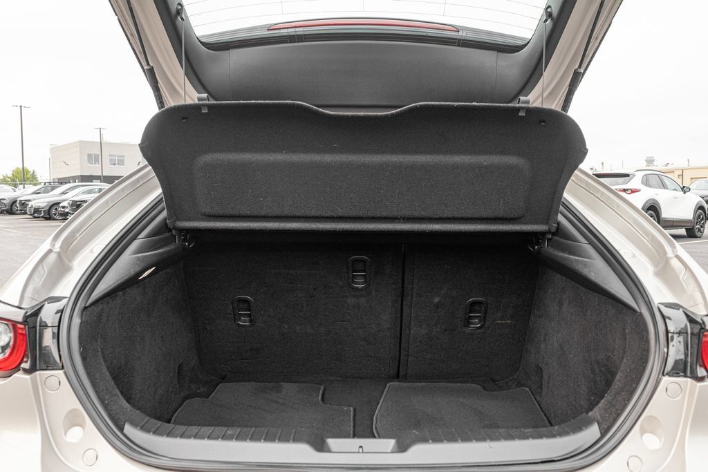 Used 2024 MAZDA MAZDA3 s FWD image 31