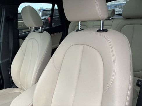 Used 2021 BMW X1 sDrive28i w/ Premium Package image 10