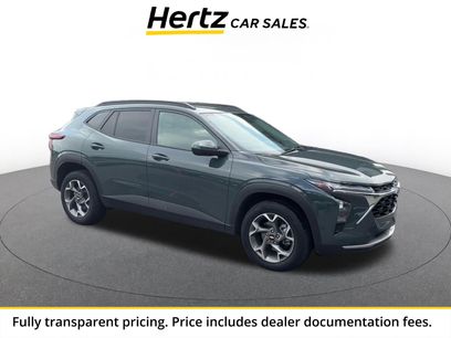 Used 2025 Chevrolet Trax LT
