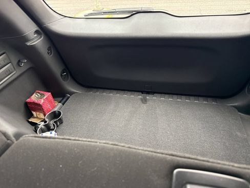 Used 2022 Chevrolet Equinox LT FWD image 17