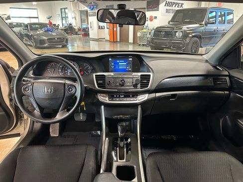Used 2014 Honda Accord Sport image 15