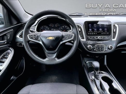 Used 2023 Chevrolet Malibu LT w/ Driver Confidence Package FWD image 5