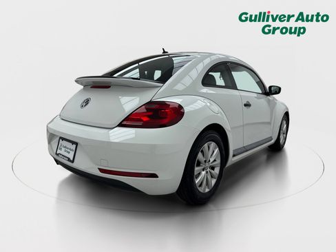 Used 2018 Volkswagen Beetle 2.0T S FWD image 8