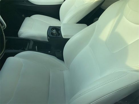 Used 2018 Tesla Model X 100D image 5