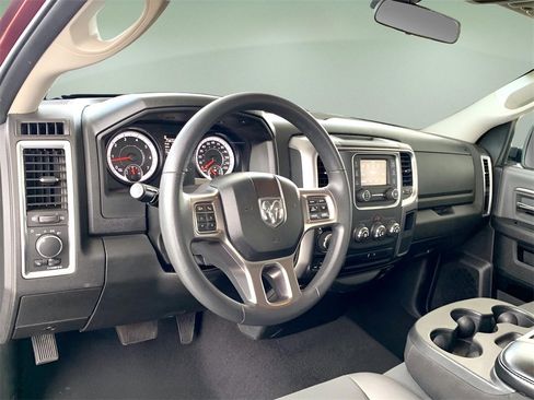 Used 2024 RAM 1500 Classic SLT image 32