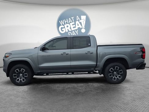 Used 2023 Chevrolet Colorado Z71 w/ Z71 Convenience Package 2 AWD/4WD image 7