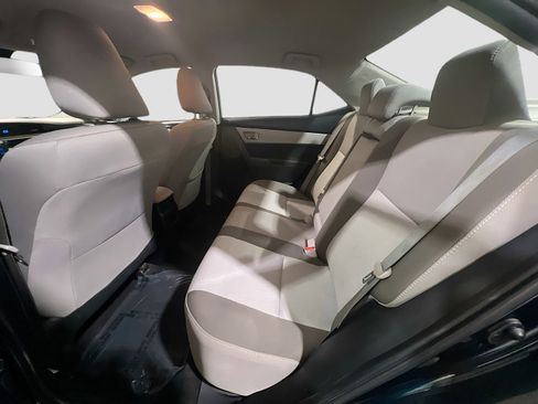 Used 2019 Toyota Corolla LE w/ Carpet Mat Package (TMS) FWD image 16